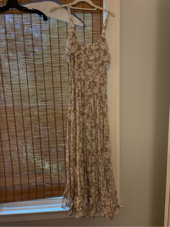 PAIGE Dresses & Skirts - PAIGE Beige and White Floral Ruffle Maxi Dress